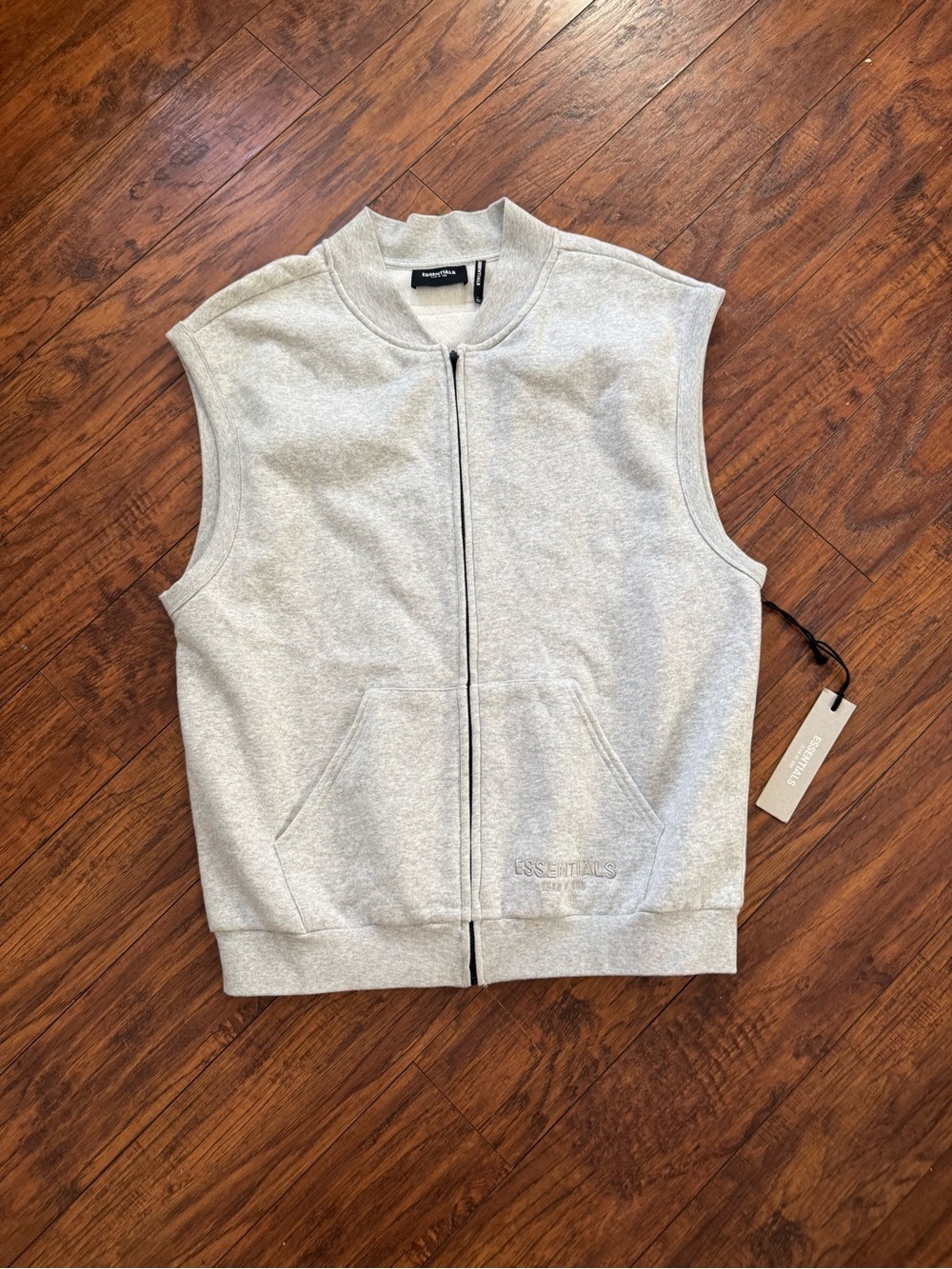 NWT Essentials Fear of God Light Heather Grey Sleeveless Full Zip-Up Vest Large